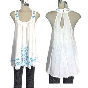 RAVIYA Embroidery White Tall Sleeveless Cotton  Blouse Size  L
